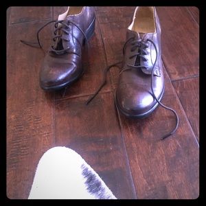 Frye lace up leather heeled booties